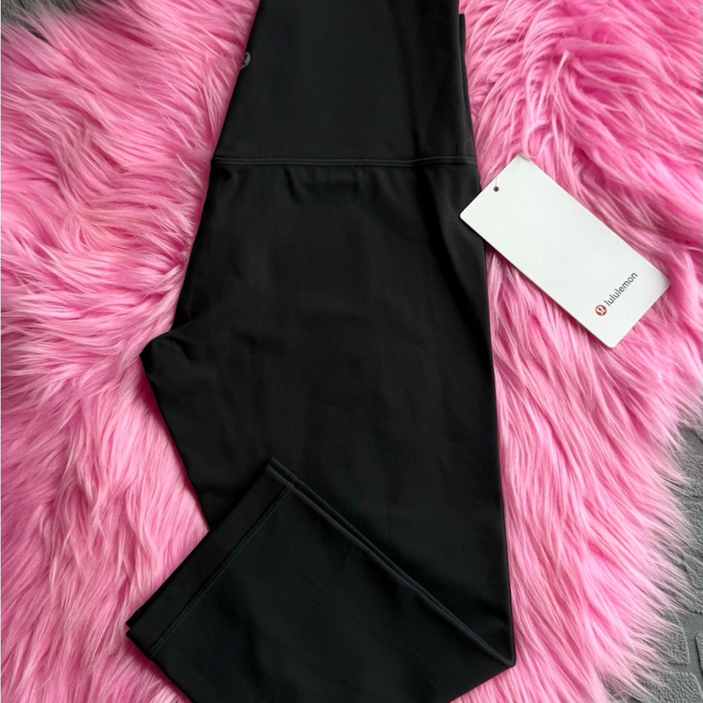 Lululemon size 8 align crop 17” Black Leggings